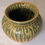 green-stoneware-vase-lance-timco